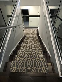 Installs-StairRunner-128.jpg